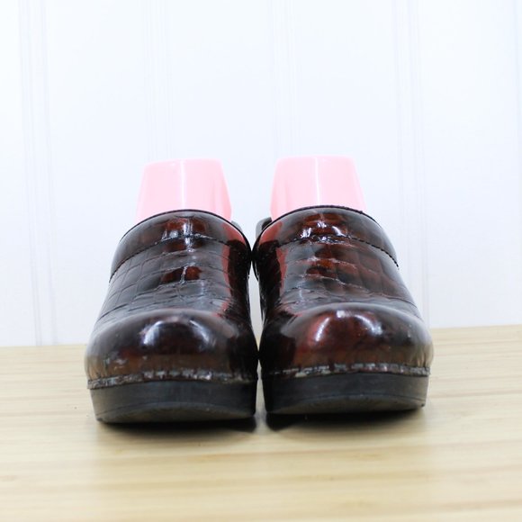 DANSKO Women's Brown Croc Print Patent Professional Clogs Shoes Size 37 / 7 - Picture 4 of 11